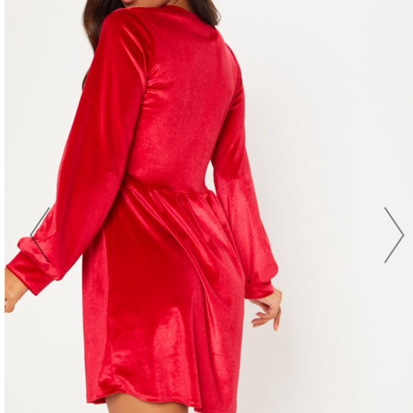 🆕Red Velvet tie neck skater dress - Picture 5 of 5